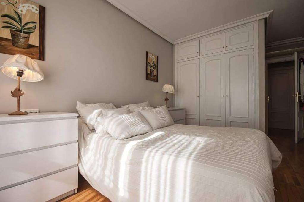 Apartamento + Parking En El Centro De كارتاخينه المظهر الخارجي الصورة